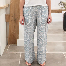 Load image into Gallery viewer, SKYE Lounge Trousers