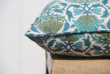 Load image into Gallery viewer, LILY Cushion Cover