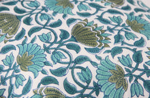 Load image into Gallery viewer, LILY Cushion Cover