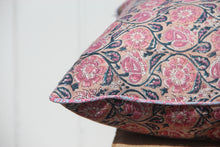 Load image into Gallery viewer, HOVE Cushion Cover