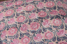 Load image into Gallery viewer, HOVE Cushion Cover