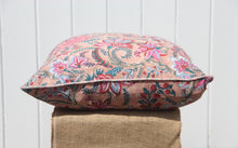 Load image into Gallery viewer, ALFRISTON Cushion Cover