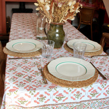 Load image into Gallery viewer, NUTHURST Tablecloth
