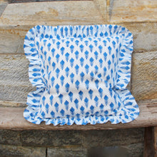 Load image into Gallery viewer, RINGMER Ruffle Cushion Cover
